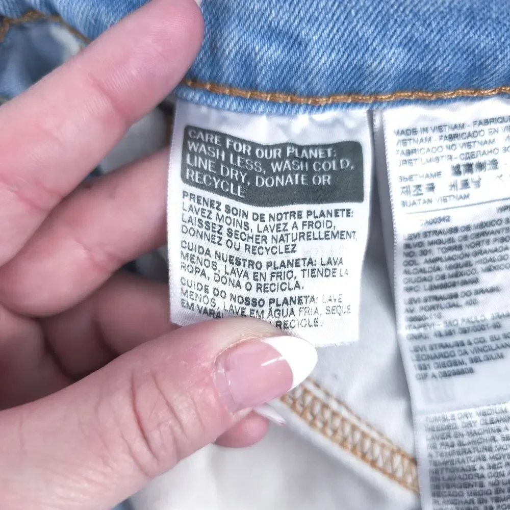 Levis Women 511 All Season Tech Comfort Stretch Lightwash Distress Classic 31x29 - Picture 7 of 14